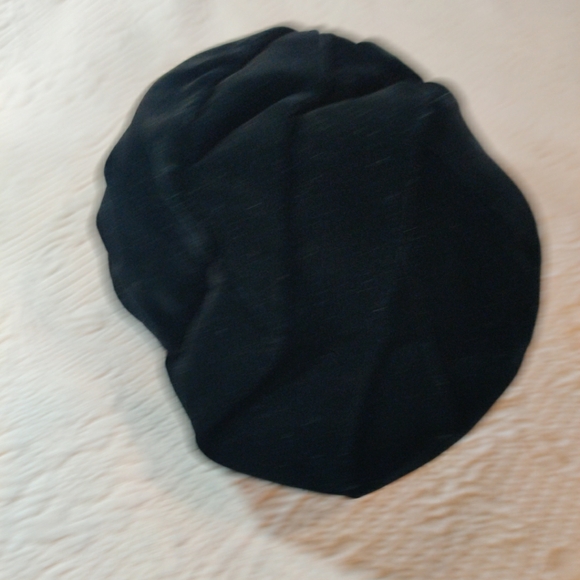Foleys Vintage Women's Black Velvet Beret Style Hat 1950s Union Made In The USA - Picture 2 of 6